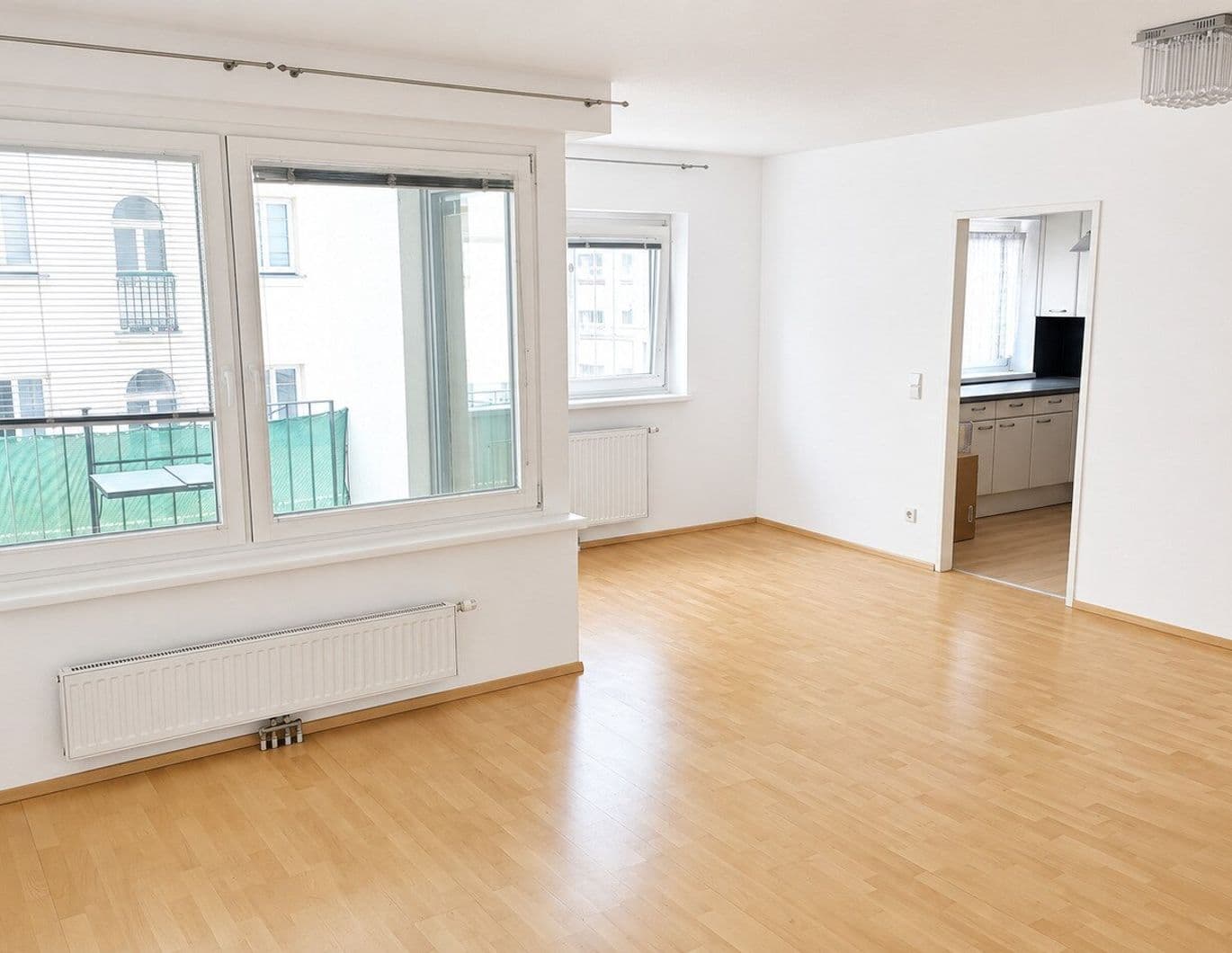 Mehr Als Nur Wohnen: Gemütliche 3-Zimmer-Wohnung mit Loggia, Gemeinschaftsgarten, Dachlaufbahn und Tiefgaragenstellplatz - Überzeugen sie sich Selbst bei einer Besichtigung!