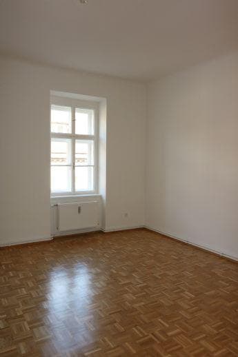 3 zimmer 3500 Krems