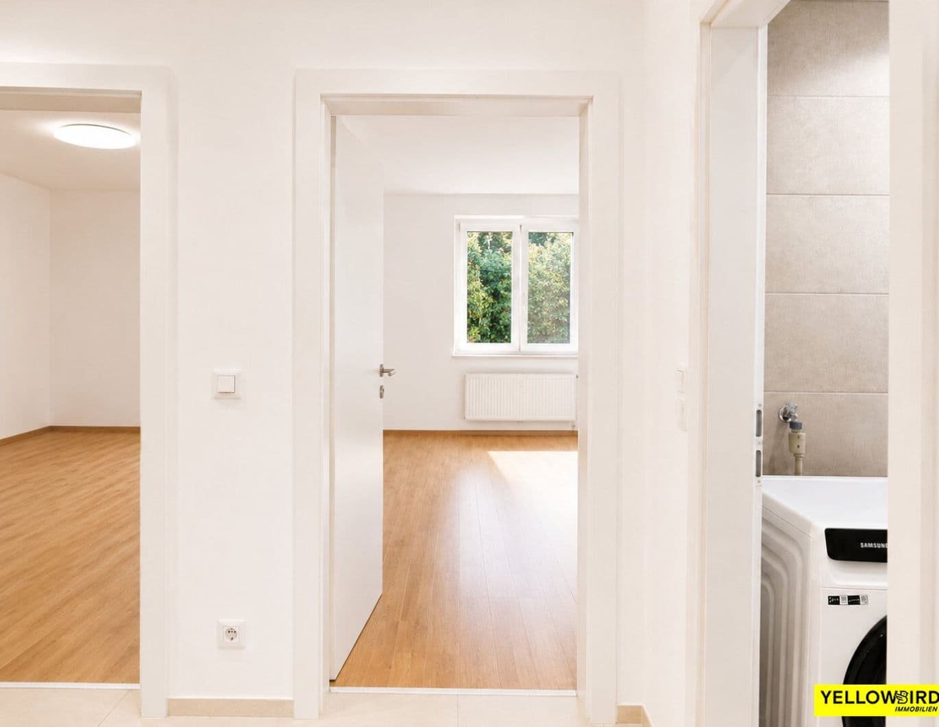 Teilmöblierte 3-Zimmer-Neubauwohnung in Absoluter Ruhelage Nahe Schloss Hetzendorf