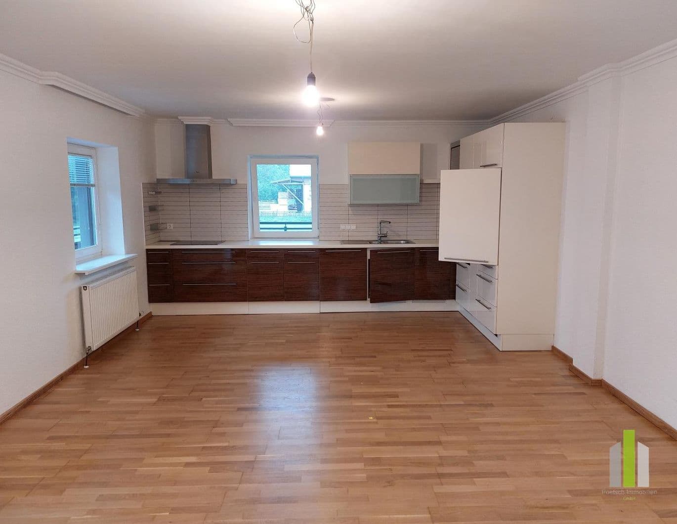 Thalgau: 2 Zimmerwohnung mit Loggia und Parkplatz
