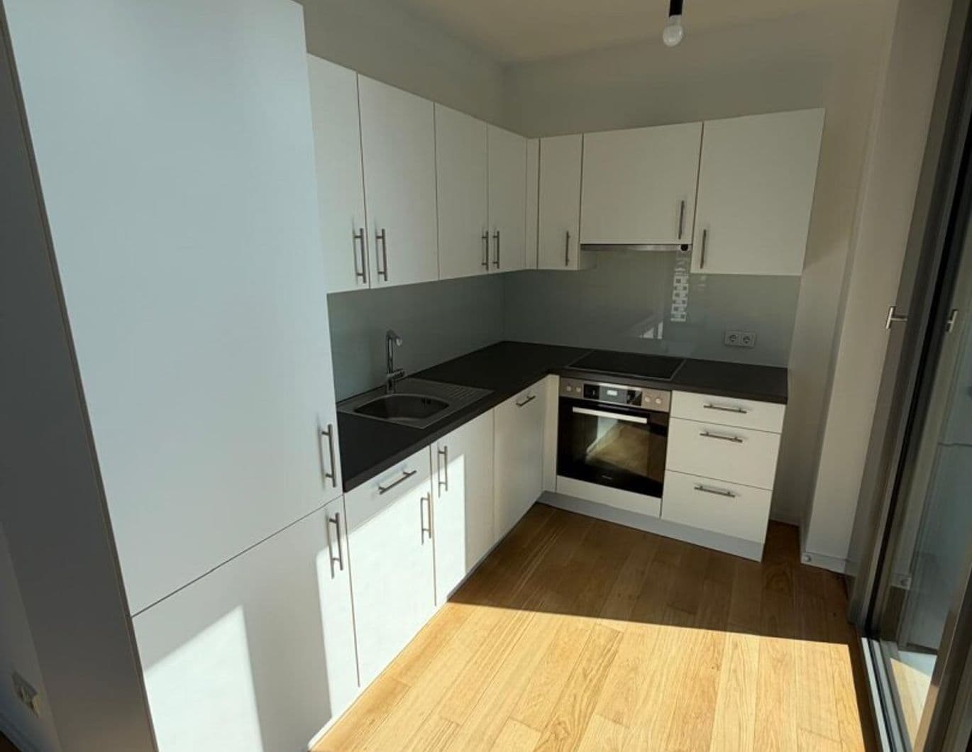 Moderne 2 Zimmerwohnung mit Balkon