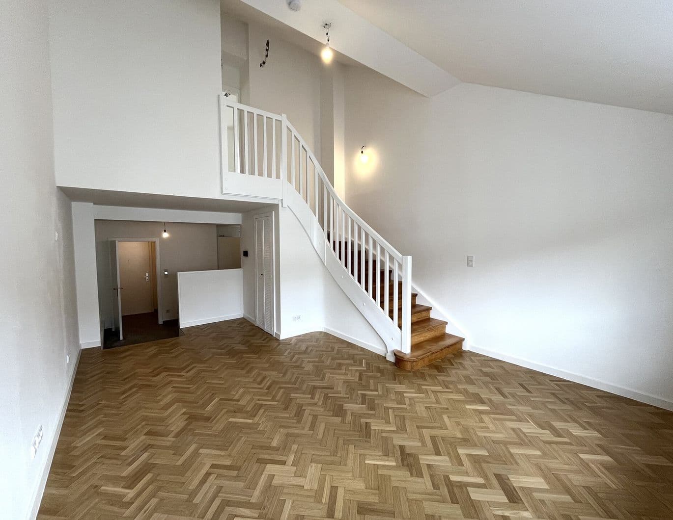 2 Zimmer Maisonette Wohnung mit Terrasse in 1090 Wien