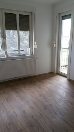 Neu Renoviere Wohnung