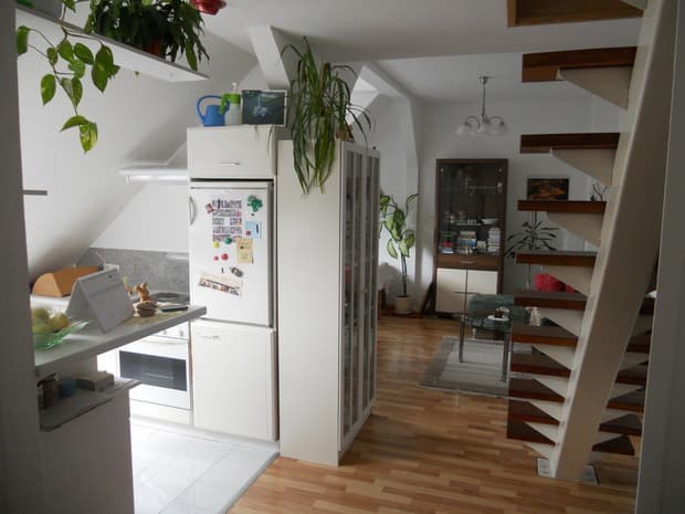 Dachwohnung über 2 Etagen - KLEINWOHNHAUS MÖDLING